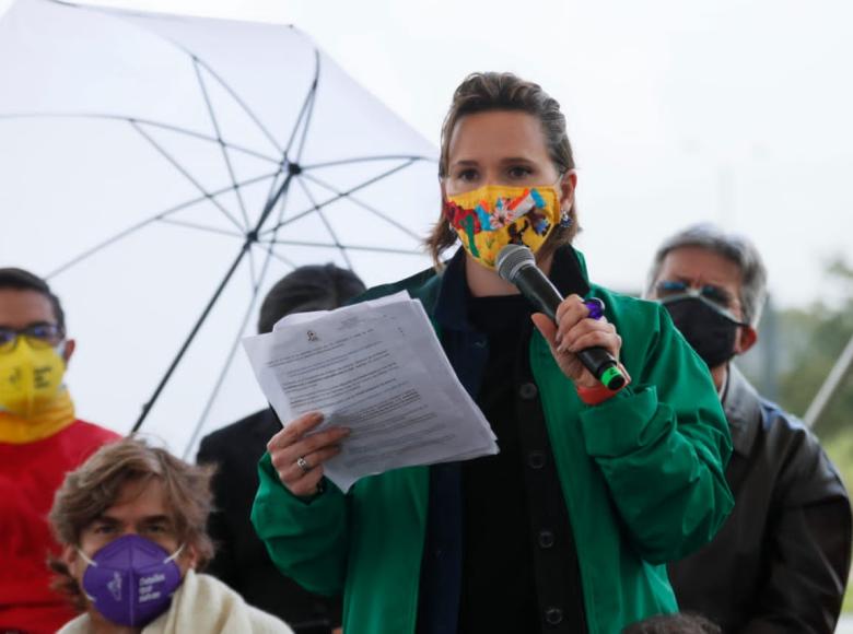 La secretaría de Ambiente, Carolina Urrutia, explicó los logros de uno de los componentes más importantes del Plan Distrital de Desarrollo: reverdecer a Bogotá.