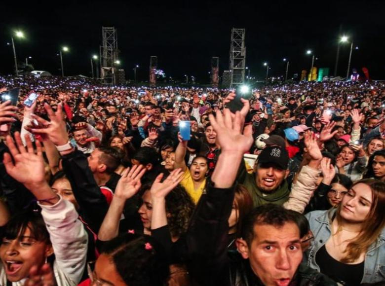 Este importante evento del Festival de Verano inició a las 3:00 p.m. en el Parque Simón Bolívar. La asistencia fue multitudinaria. (Foto: Alcaldía de Bogotá)