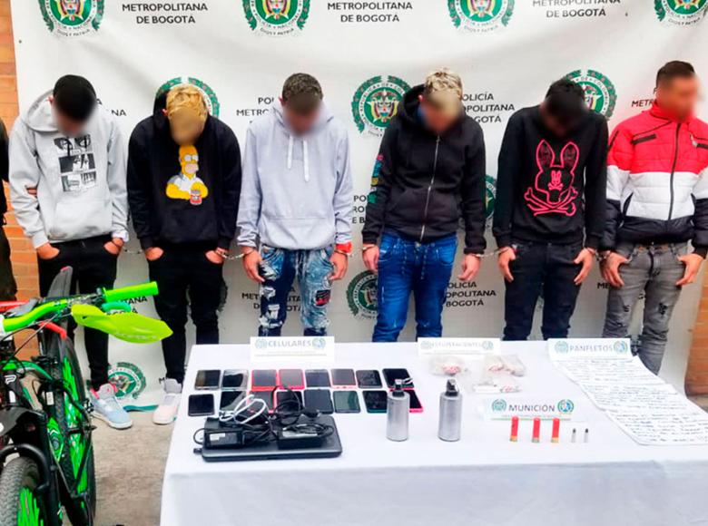 Denuncias permitieron la captura de 6 hombres que extorsionaban a comerciantes utilizando falsos panfletos. Se hacían pasar por integrantes de la banda delincuencial ‘Tren de Aragua’.