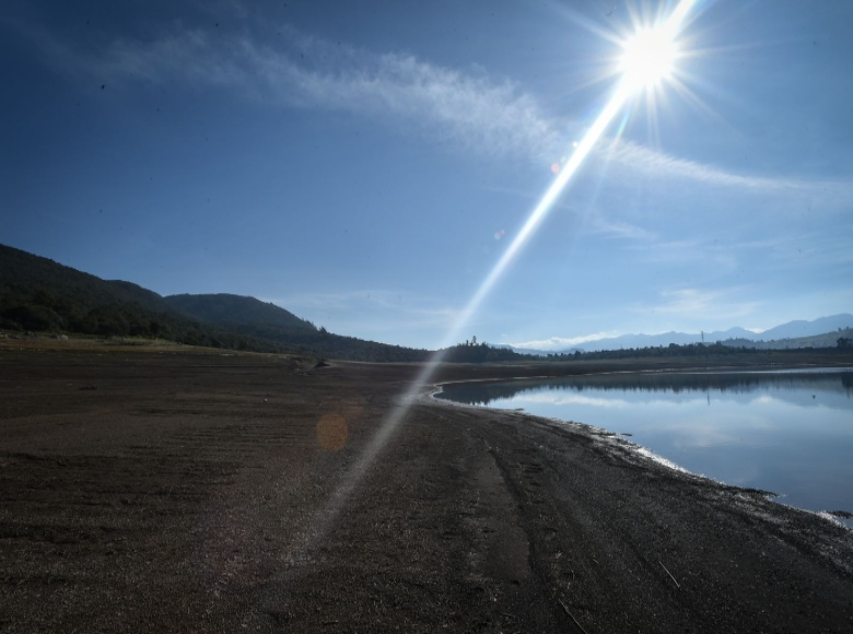 Los embalses Chuza y San Rafael, principales fuentes hídricas de Bogotá, están en niveles críticos como consecuencia del fenómeno de El Niño. 