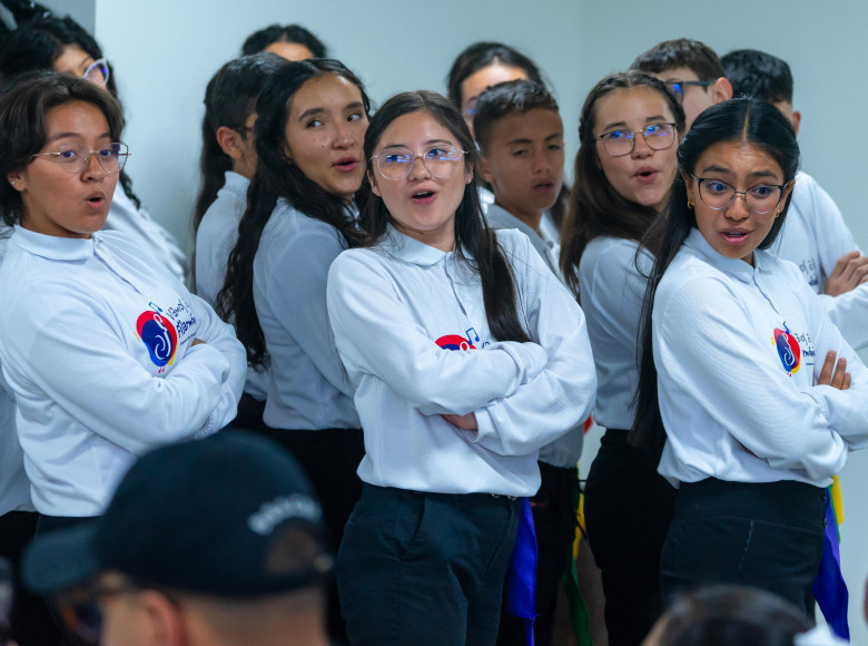 En este primer Centro Filarmónico para la Paz, se beneficiarán alrededor de 65 niños y niñas de la localidad de Ciudad Bolívar. 