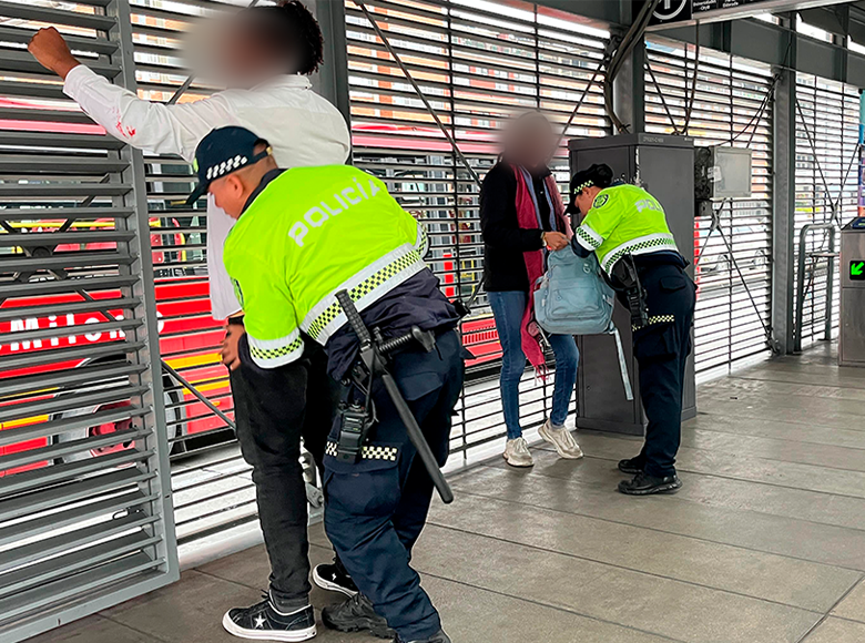 61 personas capturadas por hurto y otros delitos en la última semana de septiembre en TransMilenio. Los capturados fueron judicializados y puestos a disposición de la Fiscalía General de la Nación.