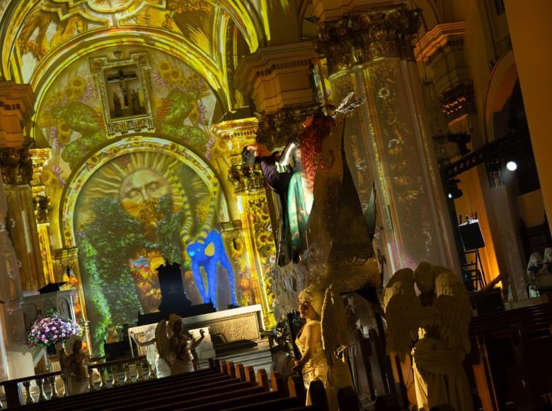 La salida se realizará por la puerta de la Catedral hacia la calle 11 sin cerramientos viales.