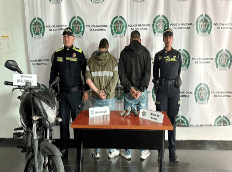 Capturadas dos personas que pretendían hurtar más de $80 millones. En el operativo se les halló un arma de fuego tipo revólver y se inmovilizó una motocicleta que habría sido utilizada para en el hecho delictivo.