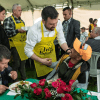 Habitantes de calle en Bogotá almorzaron con el alcalde Galán 