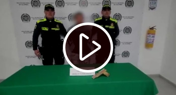 Video: Policía en Bogotá capturó hombre que camufló arma con pistola de agua