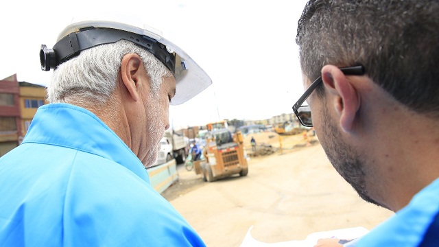 Visita de verificación del avance de obra de diferentes proyectos en Bosa -Foto: Comunicaciones Alcaldía Peñalosa / Diego Bauman