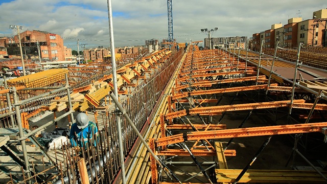 Obra del puente vehicular de la Avenida José Celestino Mutis con Av. Boyacá - Foto: Comunicaciones Alcaldía / Diego Bauman