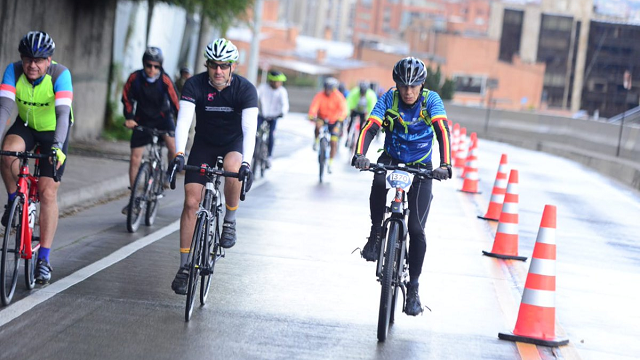 Desde las 6 de la mañana, los participantes iniciaron su recorrido - Foto: Idrd