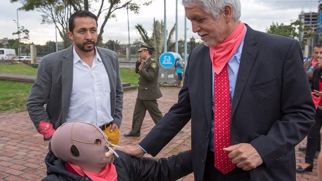 Con un acto conmemorativo Alcaldía Peñalosa rechaza violencia contra las mujeres - Foto: Alcaldía Mayor de Bogotá