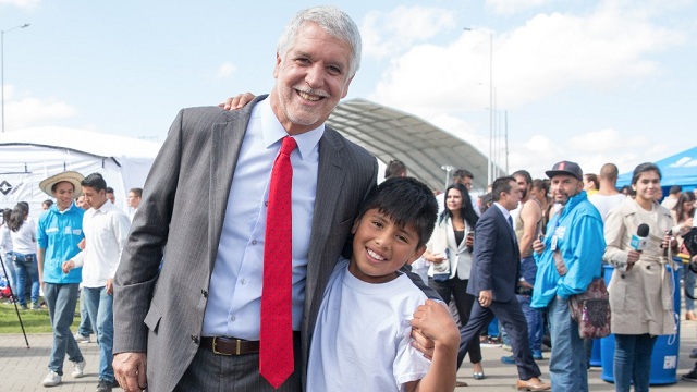 Con música y baile, niños de Idiprón recibirán al papa - Foto: Alcaldía Mayor de Bogtá/Diego Baumán