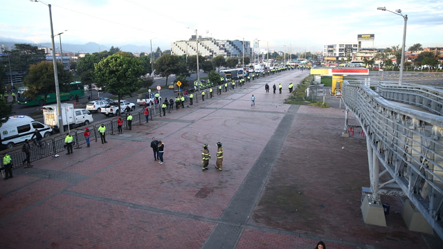 Alcaldía recupera 70.000 metros cuadrados de espacio público que dominaban las mafias - Foto: Dadep