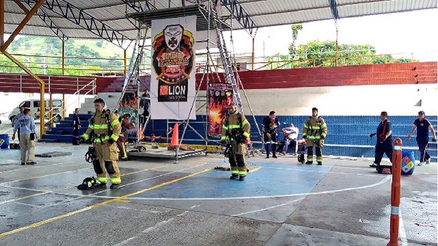 Bomberos de Bogotá Campeones. Foto: Prensa Bomberos